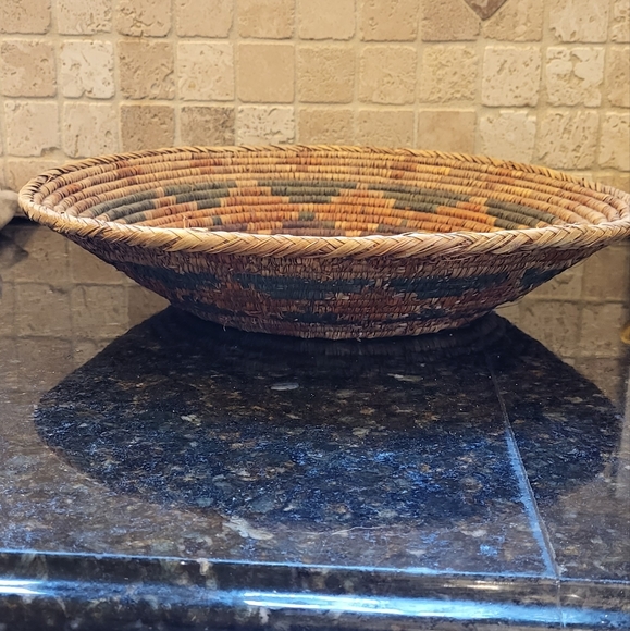 Amazing Ornate Woven Native American Wedding Ceremonial Basket - Picture 3 of 16